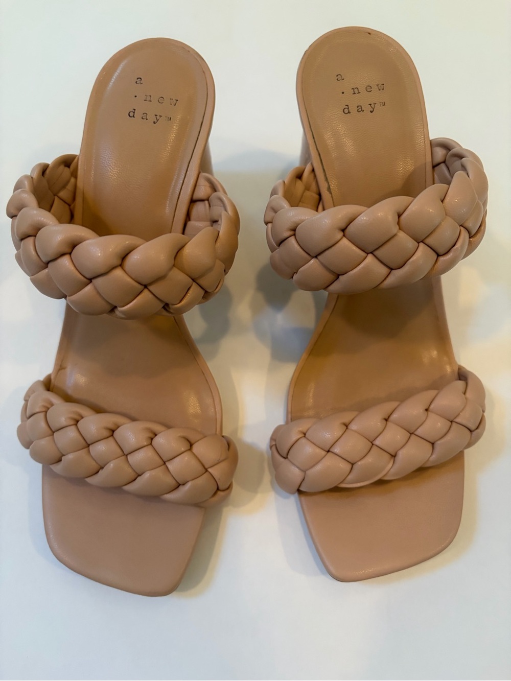 a new day Braided Double-Strap Slide Heels - Nude Beige EUC size 7.5 - Picture 2 of 9